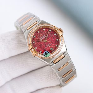 Alternative view of The Fifth Generation Omega Constellation (29mm) – A Masterpiece! Authentic disassembly, fully synchronized with official specifications! More meticulous aesthetic design and user-friendly details! Features the 8700 Co-Axial movement (exceptionally stable) with enhanced precision and shock resistance. The innovative adjustable clasp extends the bracelet by an additional 2mm, effortlessly adapting to your wearing needs.Double sapphire crystal. Authentic mold-based case and bracelet crafted from CNC-machined 316L stainless steel, with production costs far exceeding other market versions! Slender lugs exhibit a polished metallic luster that contrasts sharply with the case's refined brushed metal texture, accentuating the watch's premium feel!